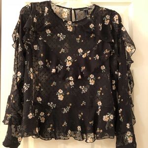 “NWT” Black/Cream Floral Top
